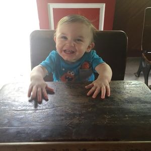 Meet your Posher, Dustin